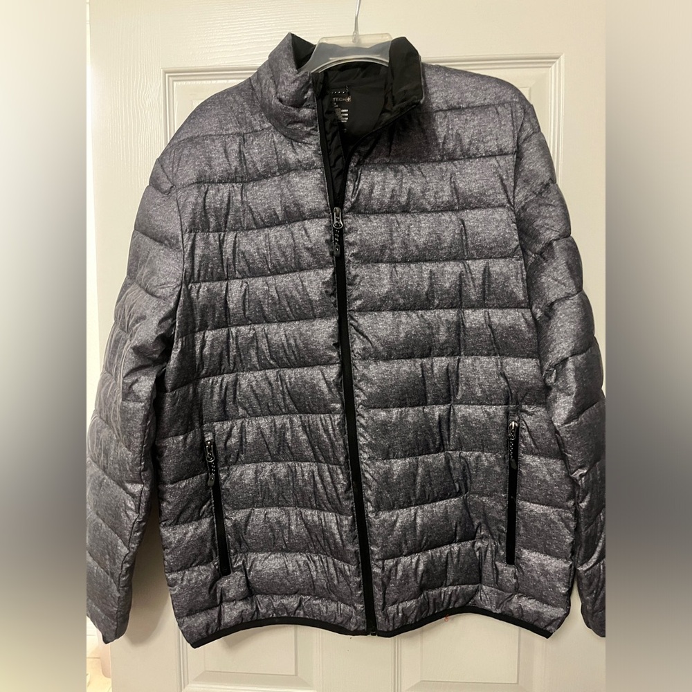 Mens Swiss Tech Puffer Coat L large New without tags Gray jacket